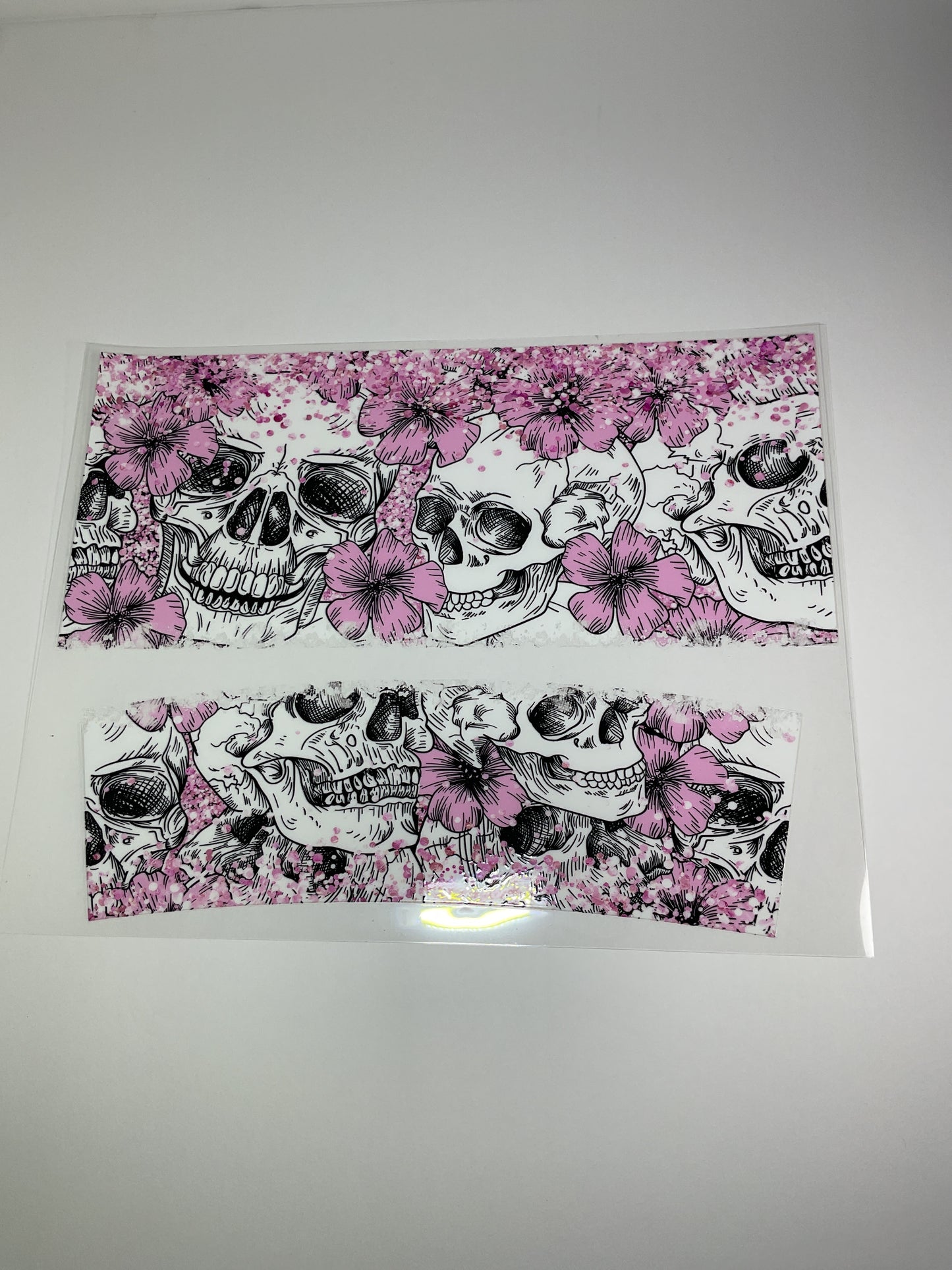 Pink skull (40oz tumbler ONLY)