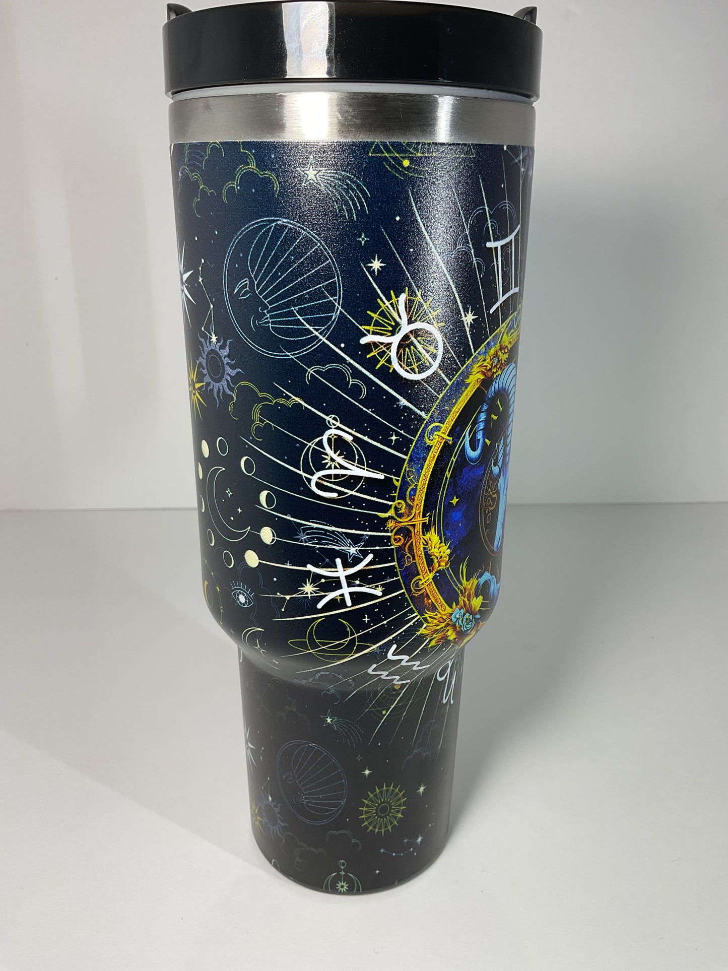 40oz Zodiac Tumbler (Capricorn)