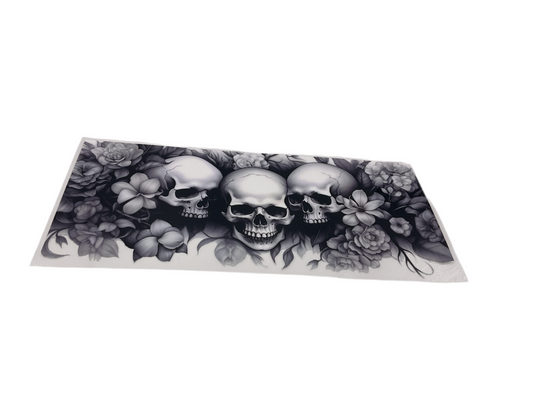 Black & white skull 358